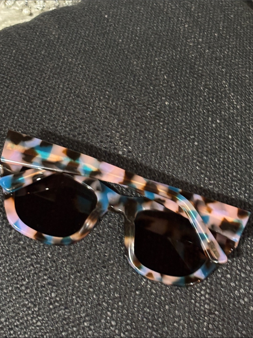 I-SEA X Free People Decker sunnies in unicorn multicolored cat eye frame - Picture 11 of 11